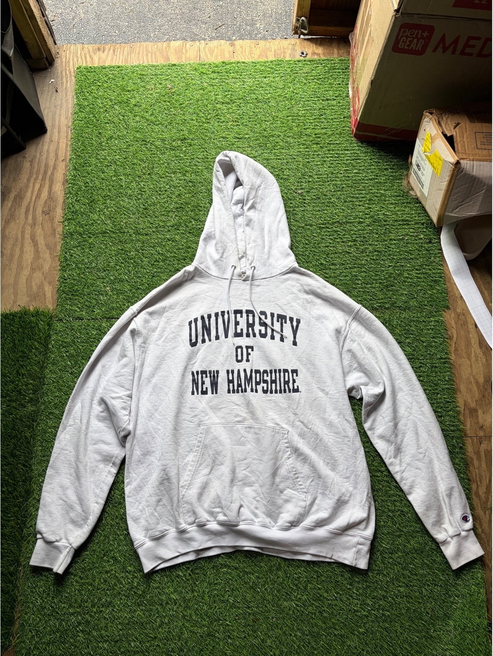 Vintage University Of New Hampshire Hoodie Size XL